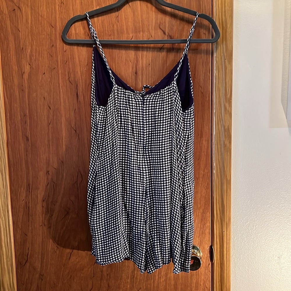Romper - Picture 2 of 11